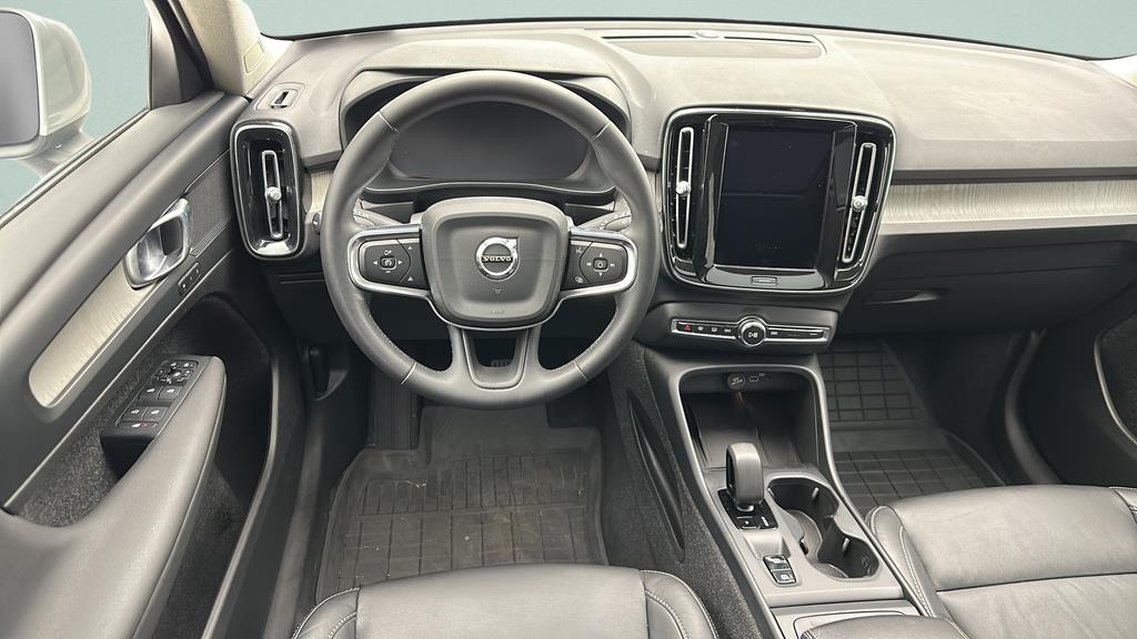2024 Volvo XC40 Core - Photo 10
