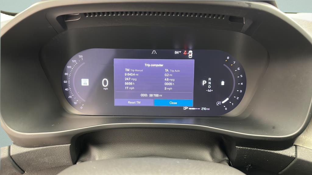 2024 Volvo XC40 Core - Photo 16