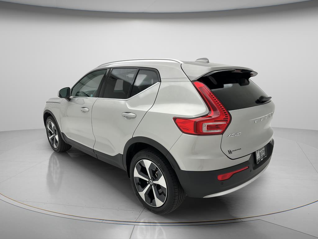 2024 Volvo XC40 Core - Photo 6