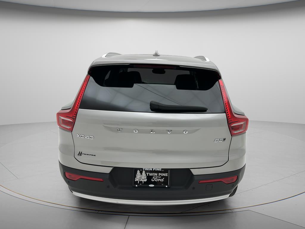 2024 Volvo XC40 Core - Photo 7